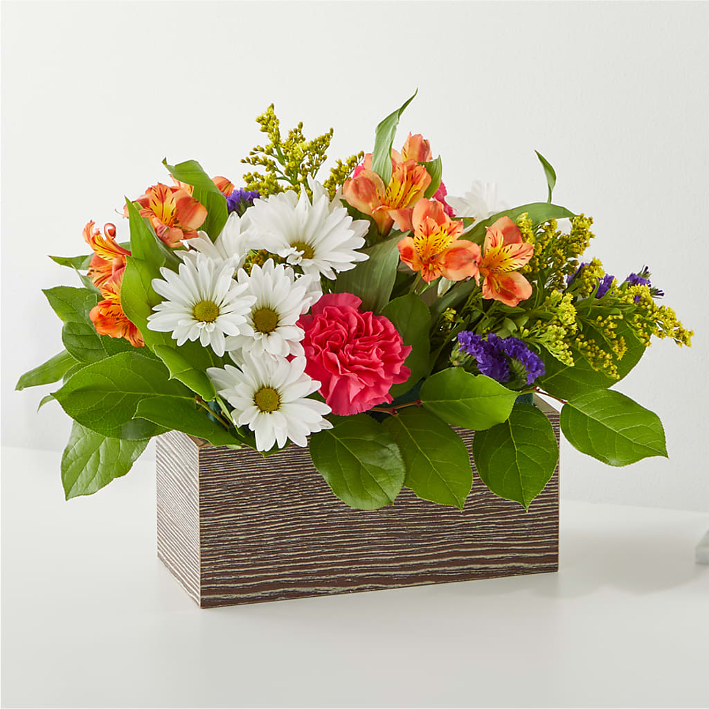 Oopsie Daisy Box Bouquet – North Shore Weddings And Flowers, Kahuku HI