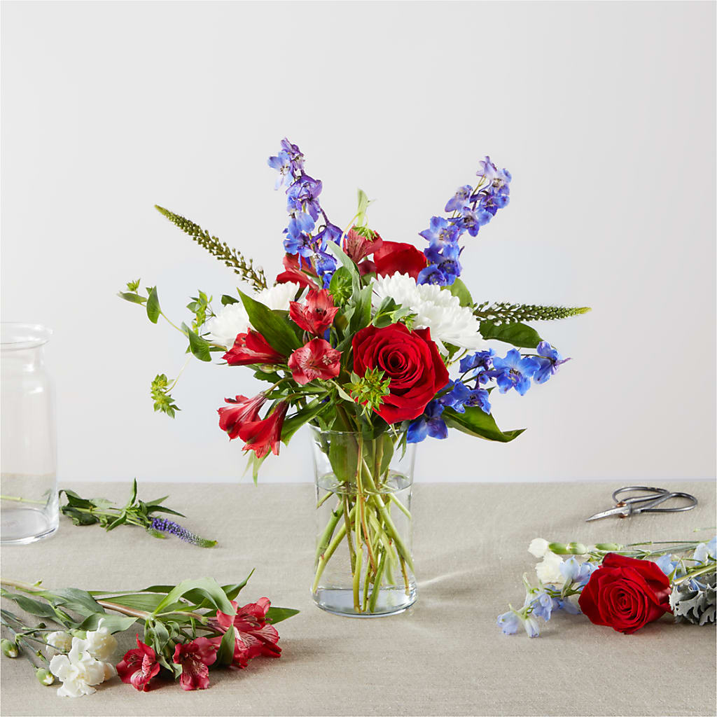 Star Spangled - A Florist Original – North Shore Weddings And Flowers, Kahuku HI