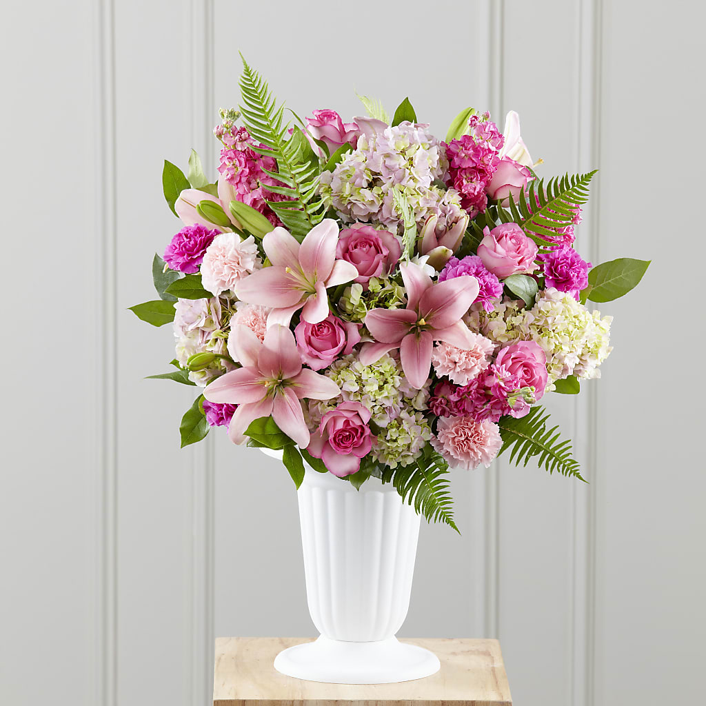 Never-Ending Love Arrangement – North Shore Weddings And Flowers, Kahuku HI