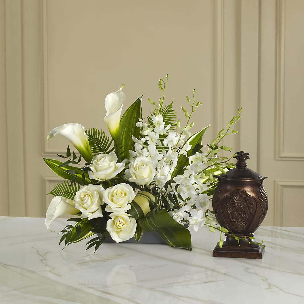 At Peace Arrangement – North Shore Weddings And Flowers, Kahuku HI