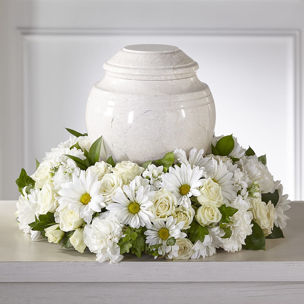 Ivory Gardens Cremation Adornment – North Shore Weddings And Flowers, Kahuku HI