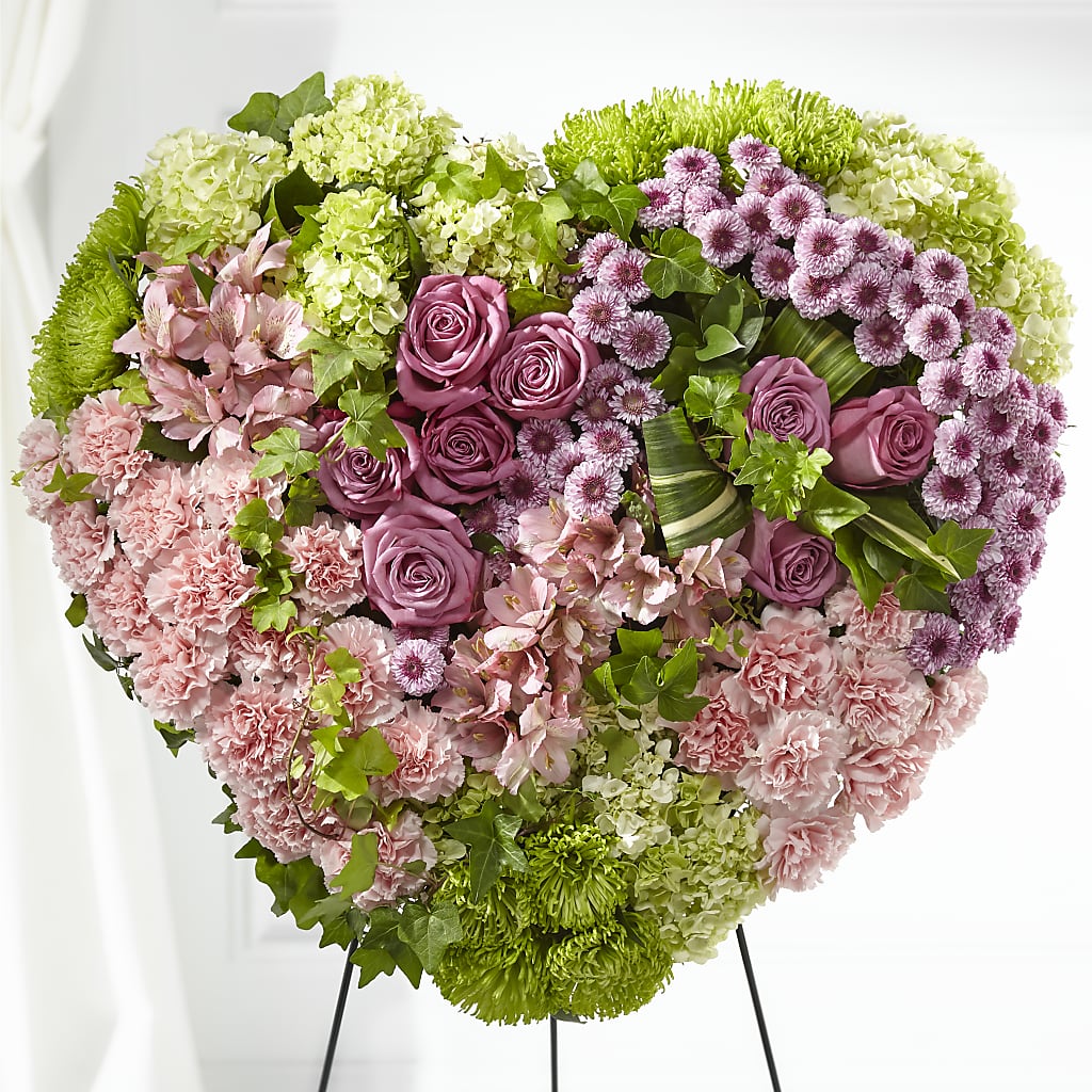 Heartwarming Standing Heart – North Shore Weddings And Flowers, Kahuku HI