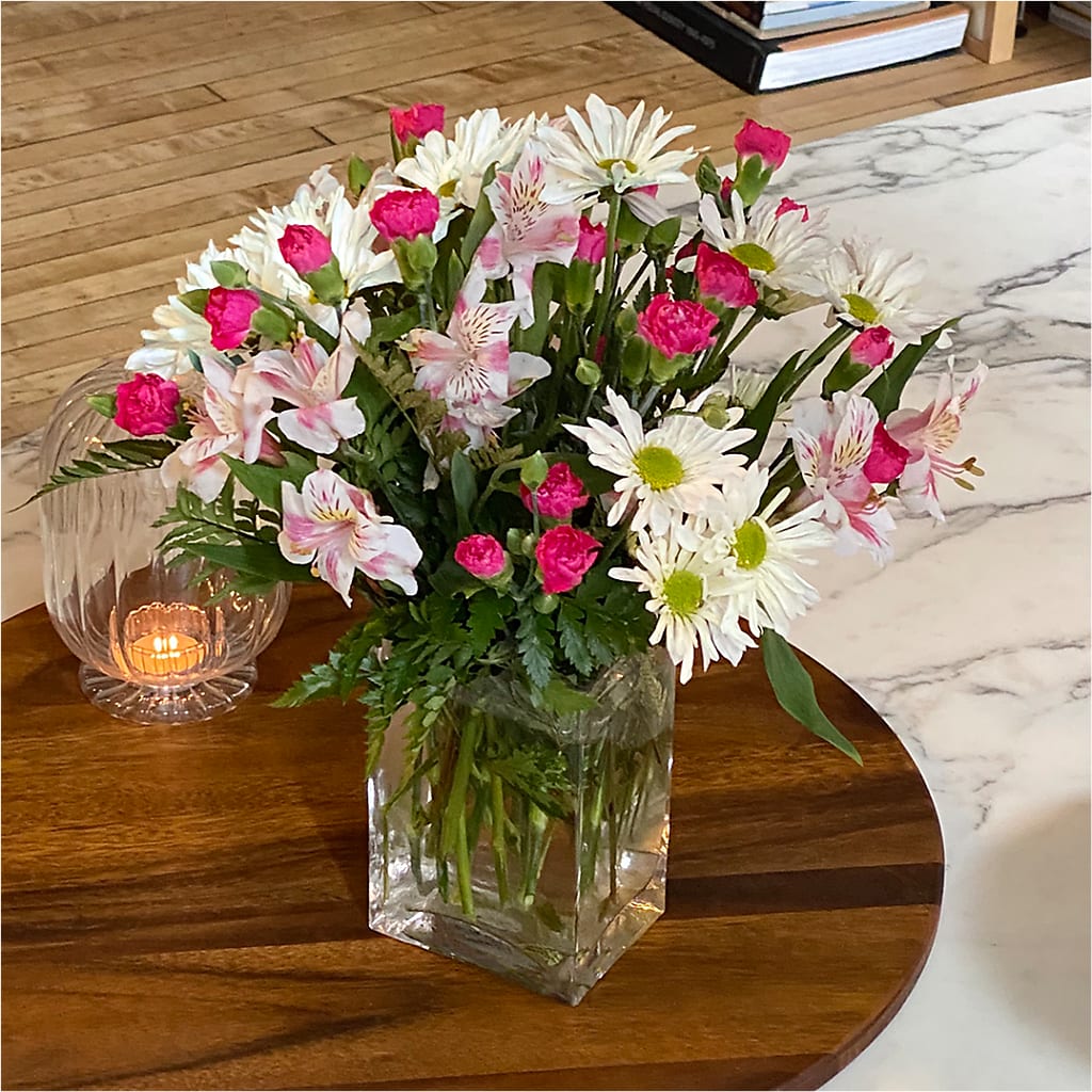 Sweet Surprises® Bouquet – North Shore Weddings And Flowers, Kahuku HI