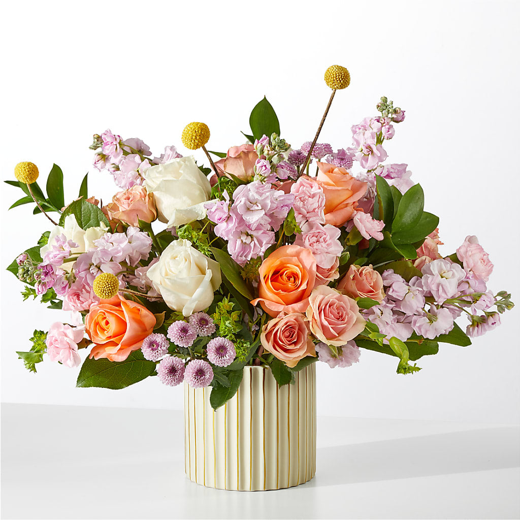 French Market Bouquet with Ivory Vase – North Shore Weddings And Flowers, Kahuku HI