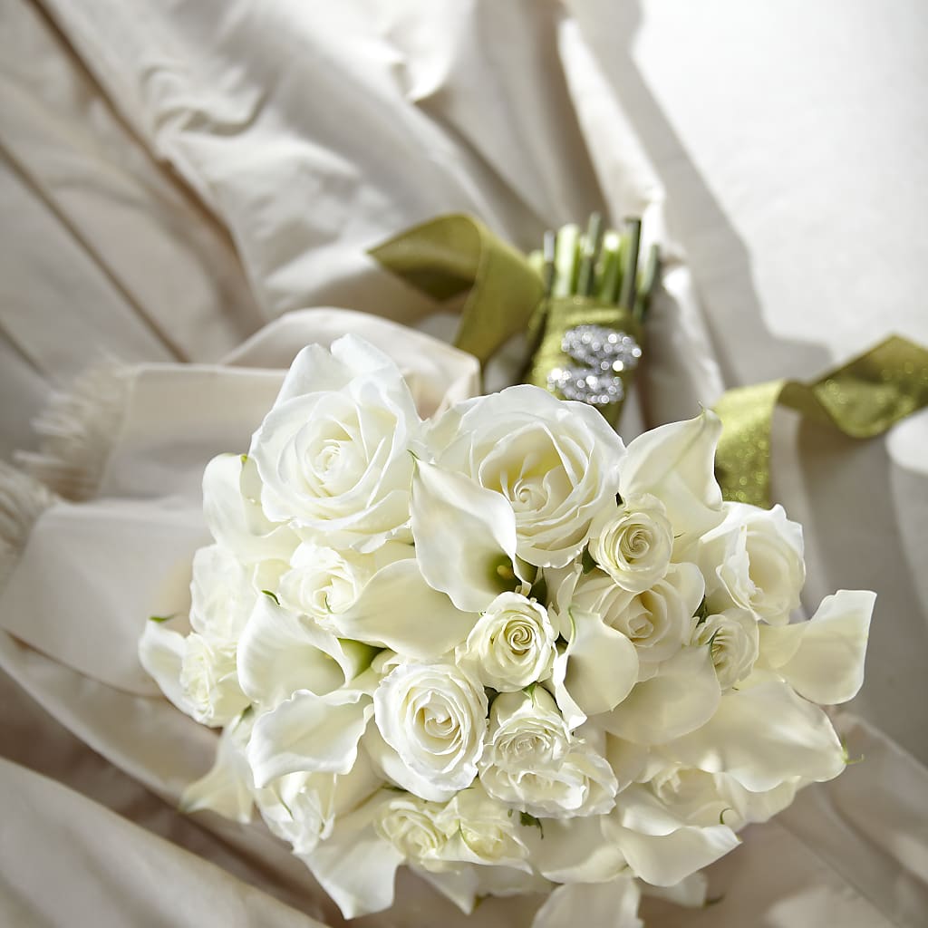 Serene Highness Bouquet – North Shore Weddings And Flowers, Kahuku HI