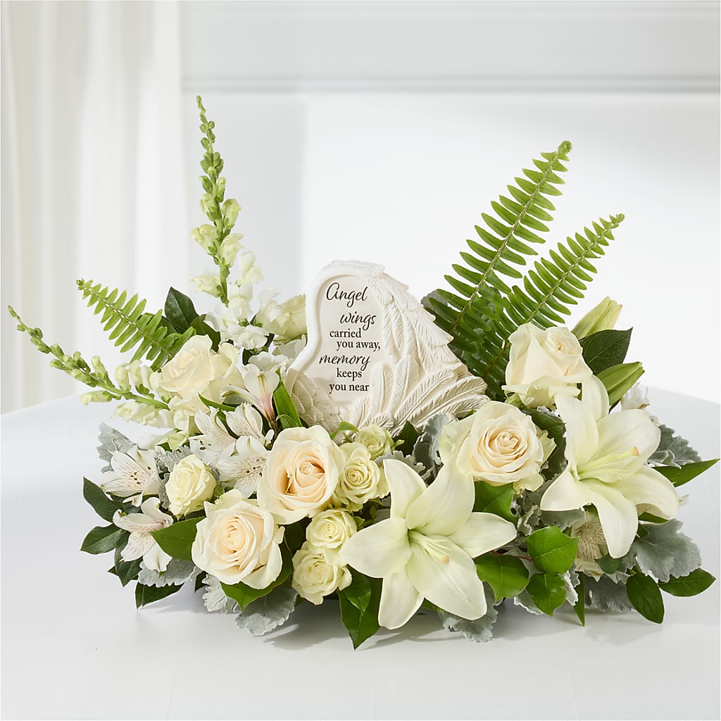 Holding You Close Arrangement –  North Shore Weddings And Flowers, Kahuku HI