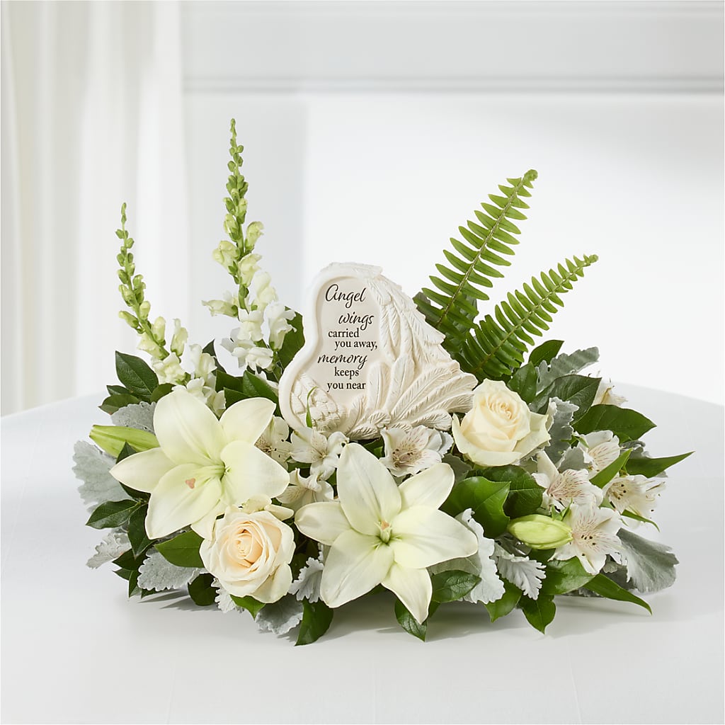 Holding You Close Arrangement –  North Shore Weddings And Flowers, Kahuku HI