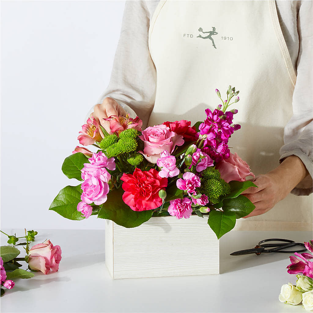 Sweetberry Box – A Florist Original –  North Shore Weddings And Flowers, Kahuku HI