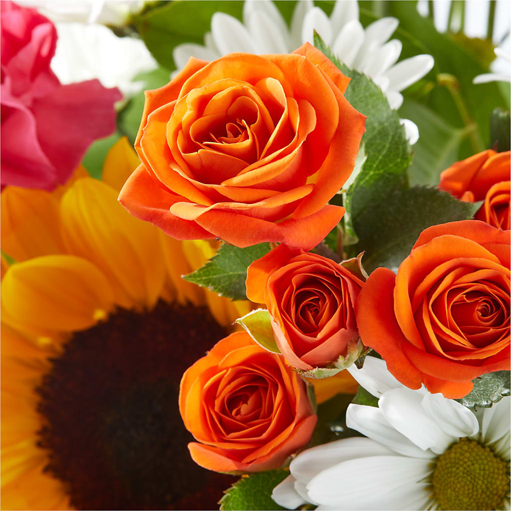 Sun-drenched Blooms Bouquet –  North Shore Weddings And Flowers, Kahuku HI