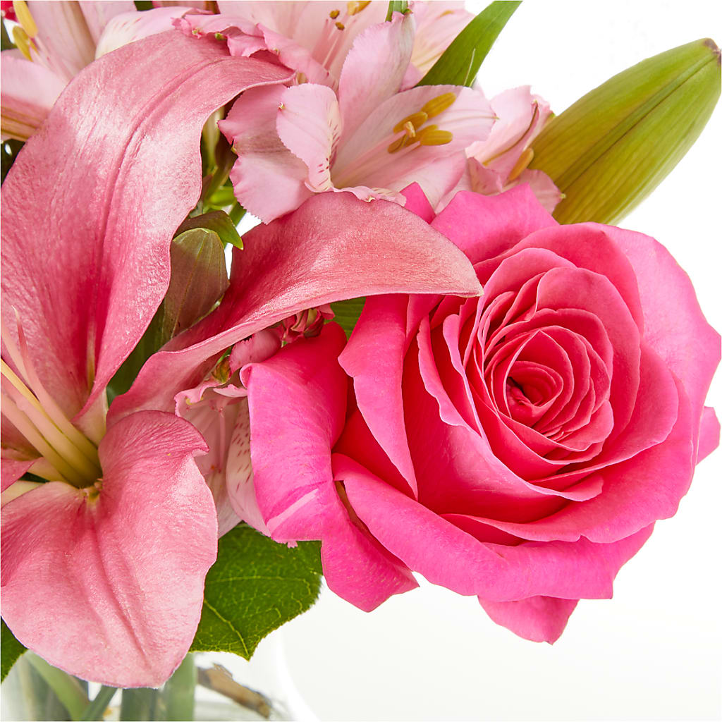 Lots of Love Bouquet –  North Shore Weddings And Flowers, Kahuku HI
