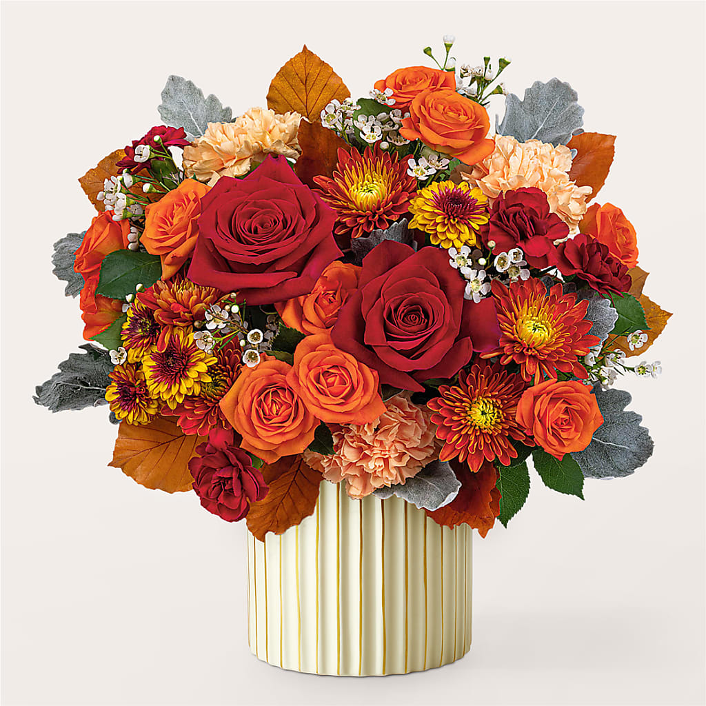 Merlot Bouquet with Ivory Vase –  North Shore Weddings And Flowers, Kahuku HI