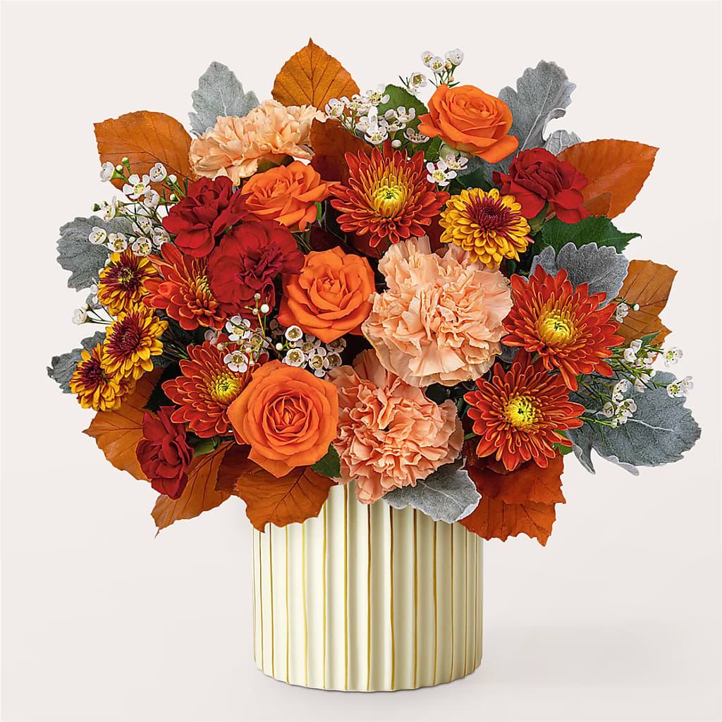 Merlot Bouquet with Ivory Vase –  North Shore Weddings And Flowers, Kahuku HI