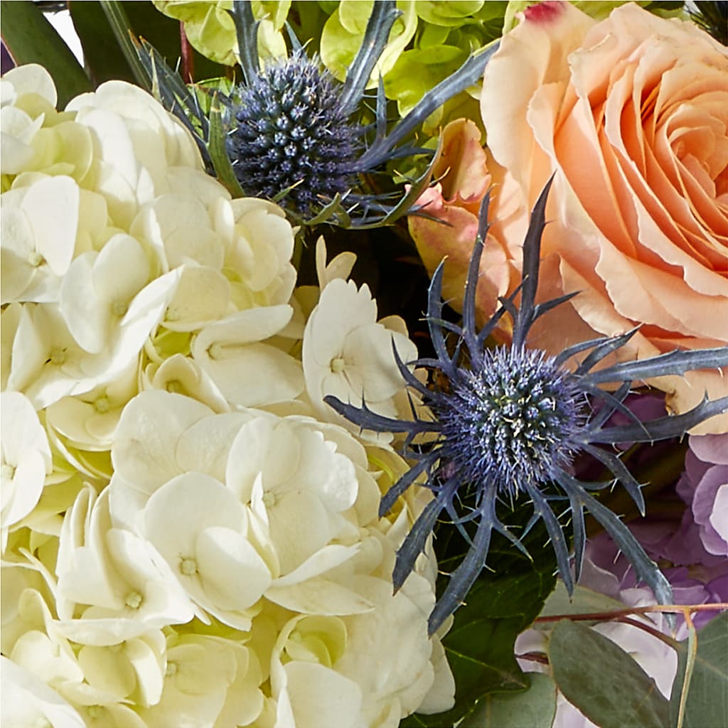 Porch Swing Bouquet –  North Shore Weddings And Flowers, Kahuku HI