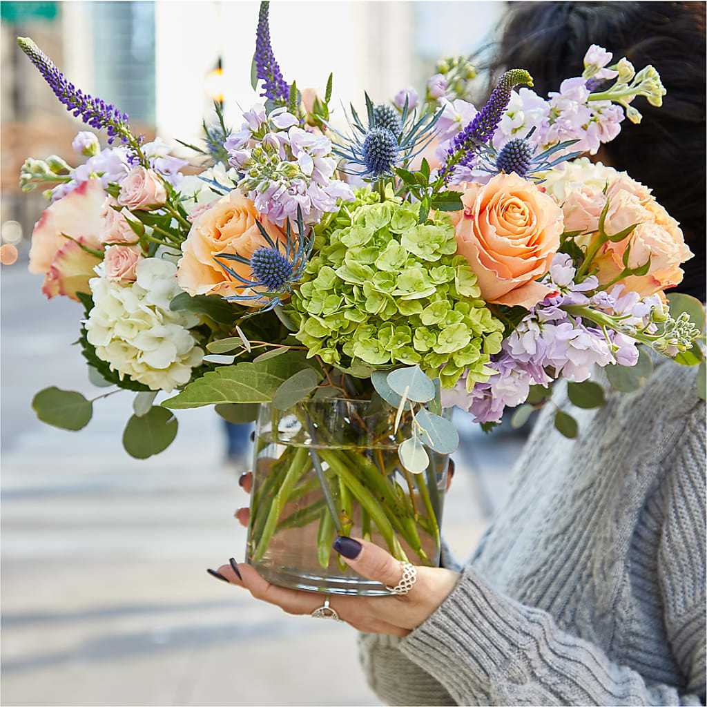 Porch Swing Bouquet –  North Shore Weddings And Flowers, Kahuku HI