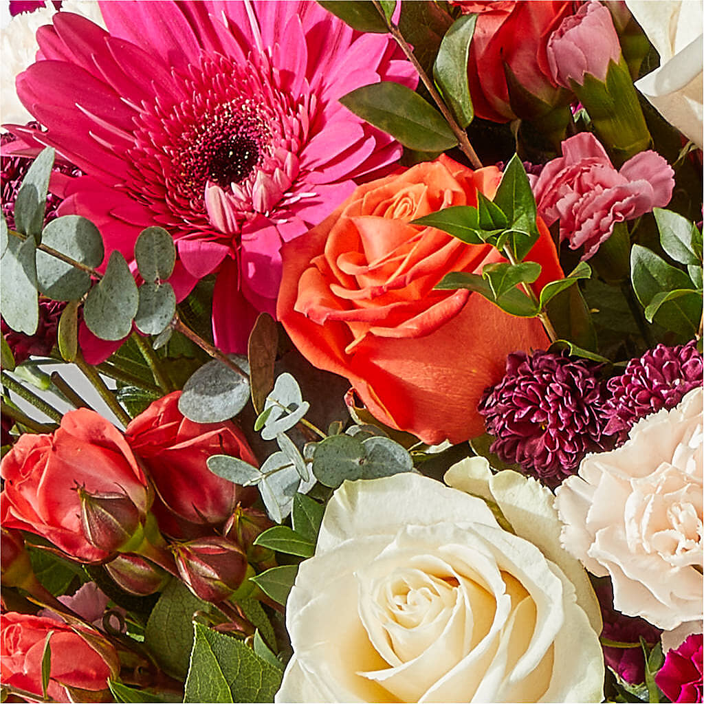Smell the Roses Bouquet –  North Shore Weddings And Flowers, Kahuku HI