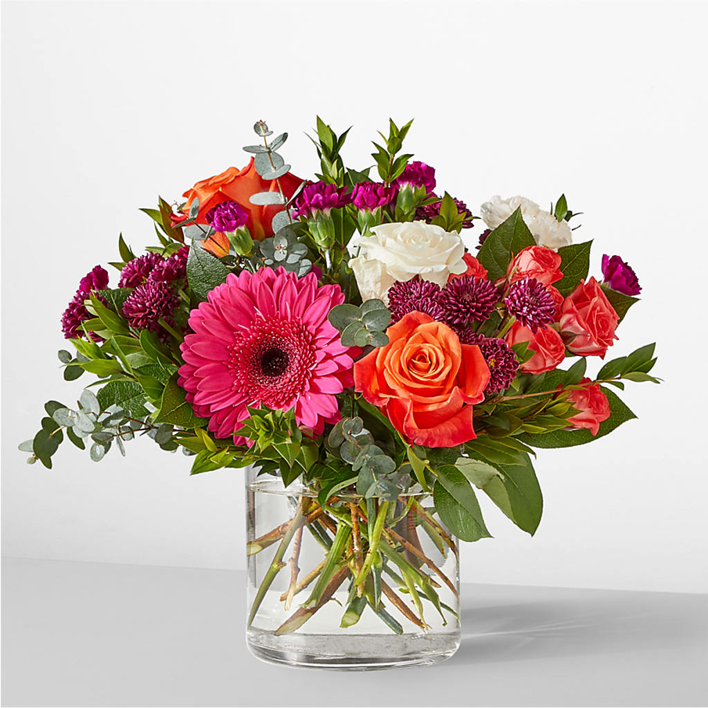 Smell the Roses Bouquet –  North Shore Weddings And Flowers, Kahuku HI