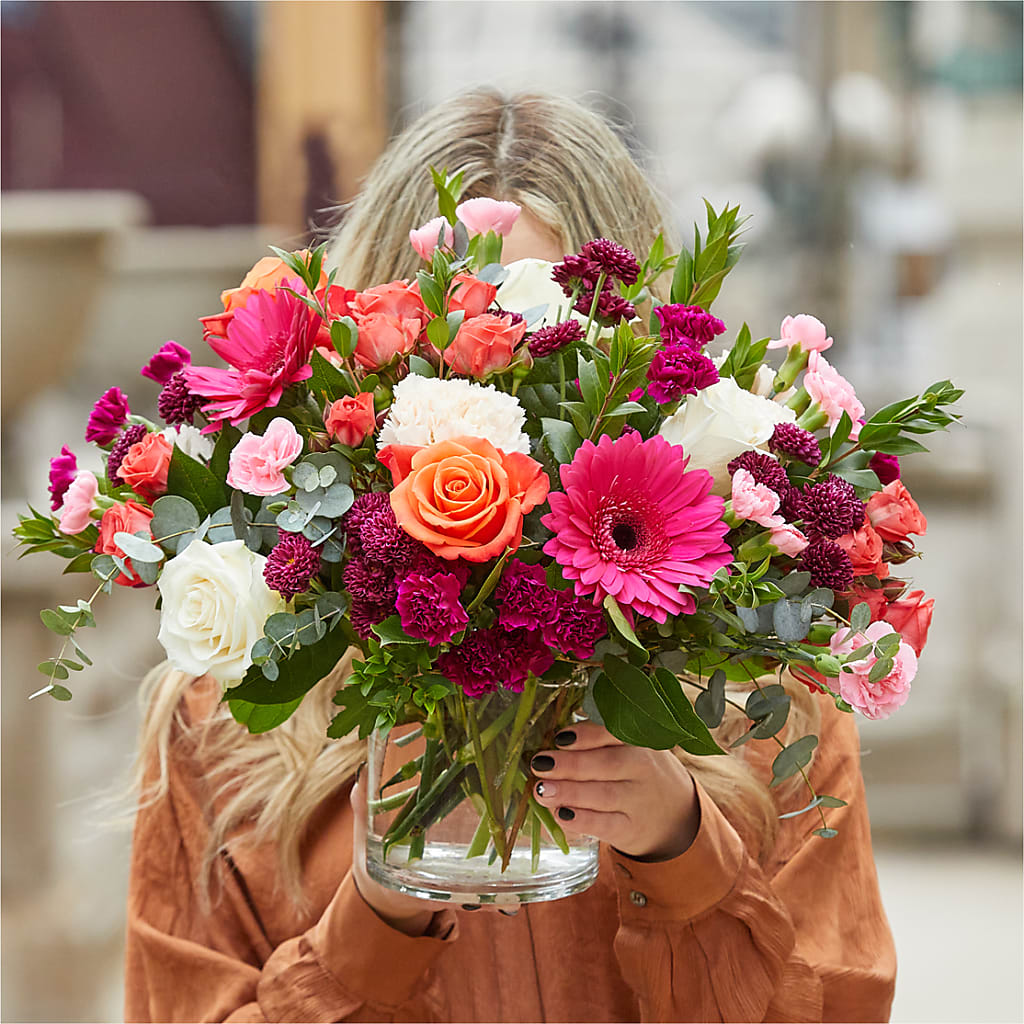 Smell the Roses Bouquet –  North Shore Weddings And Flowers, Kahuku HI