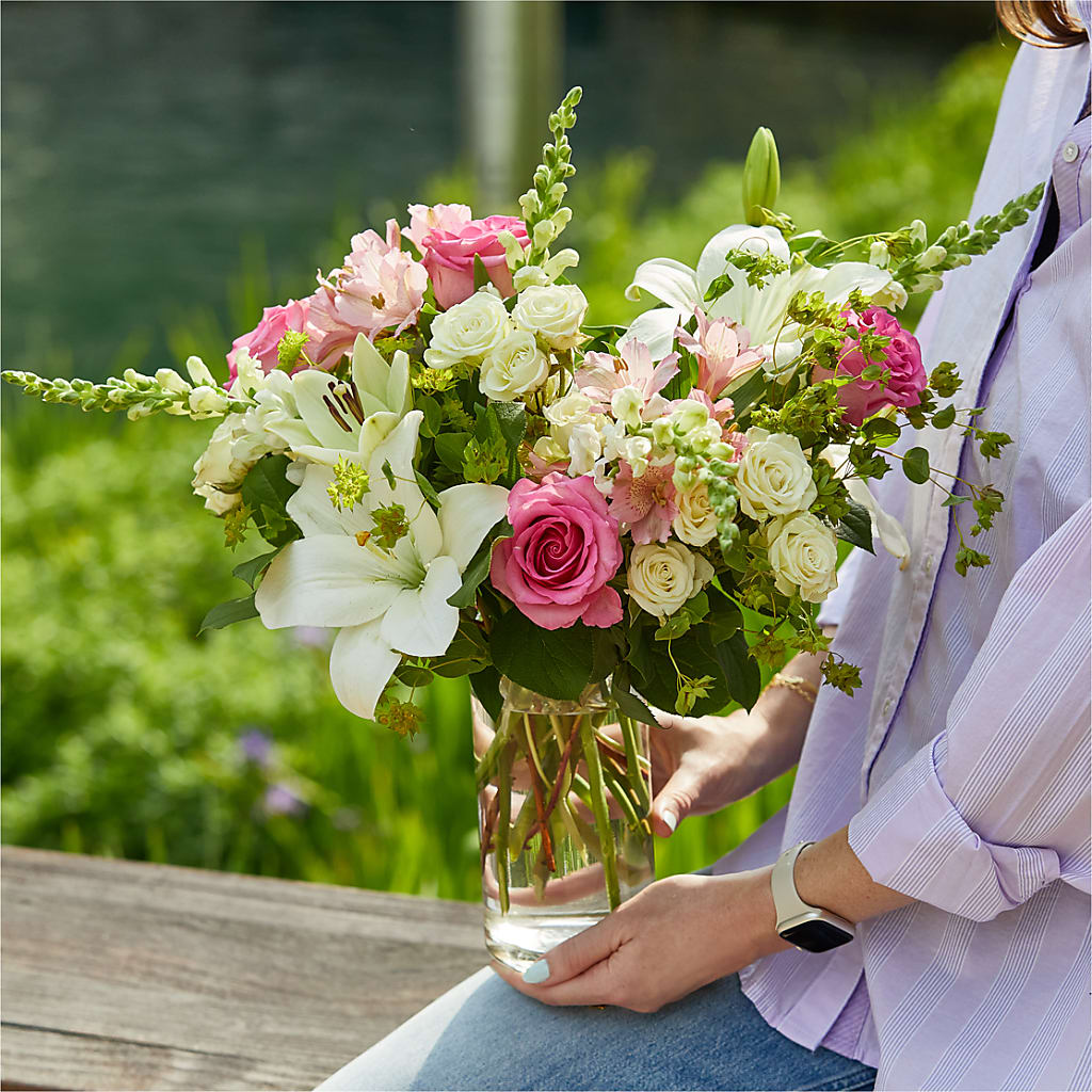 Fondly Bouquet –  North Shore Weddings And Flowers, Kahuku HI