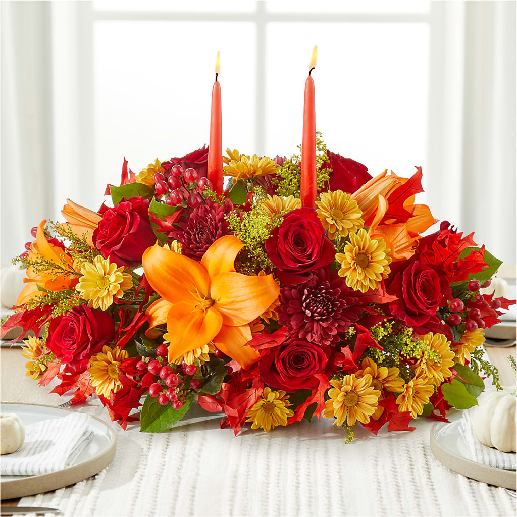 Autumn's Embrace Centerpiece –  North Shore Weddings And Flowers, Kahuku HI